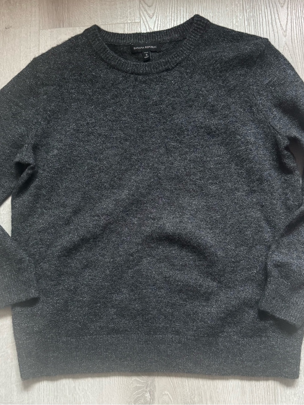 EUC Banana Republic | Women's Crewneck Sweater | Charcoal Metallic | Petite Smal